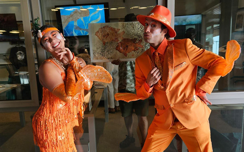 Performers dressed as speakeasy-inspired garibaldi (California’s state fish) ushered arriving guests into the “artists alley” and event space overlooking the Pacific Ocean. Photo: Ray Neubarth