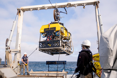 Image of remotely operated vehicle 