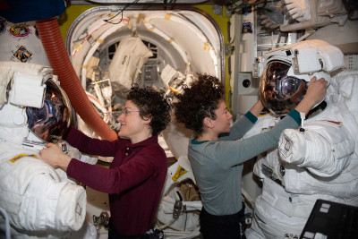 Astronauts Christina Koch and Jessica Meir.
