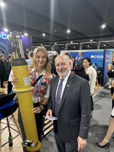 Bergentz with NOAA Administrator Rick Spinrad at Ocean Pavilion