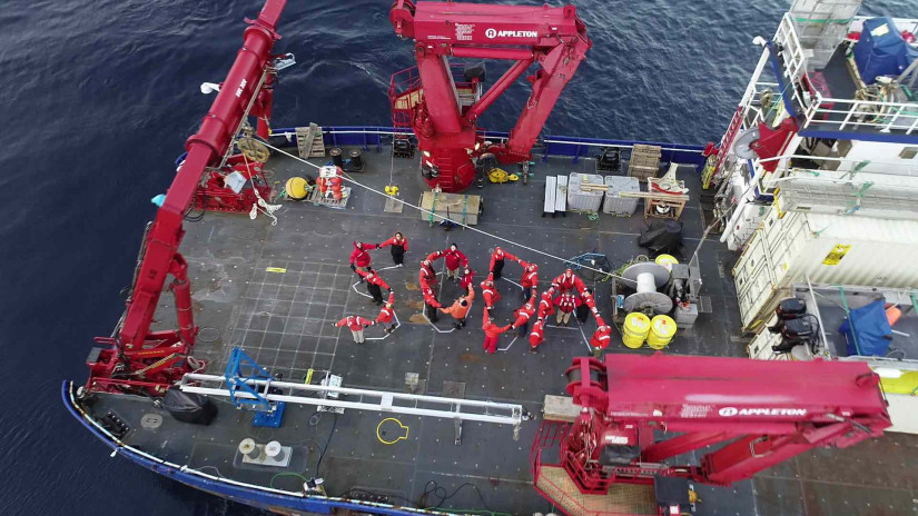SODA scientists gather on deck of R/V Sikuliaq. Photo: Jim Thomson