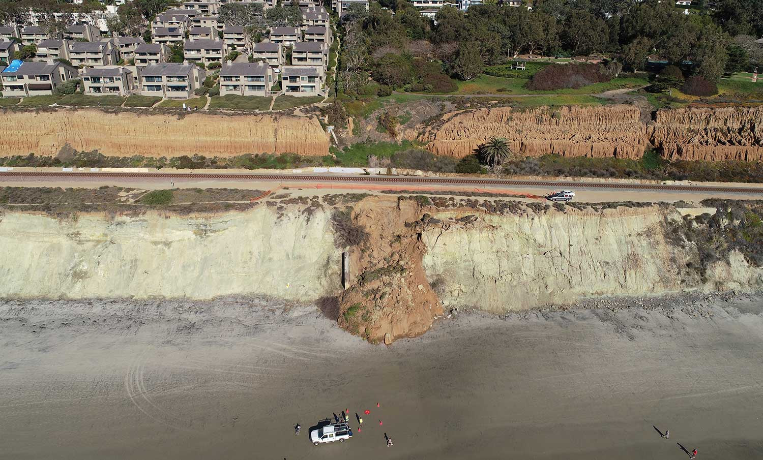 The Scripps Coastal Processes Group conducts a LiDAR survey in Del Mar following a cliff collapse next to the rail corridor in February 2021. Photo credit: Coastal Process Group at Scripps Institution of Oceanography.